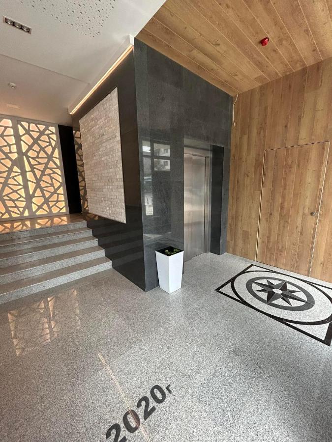 Smart Apartment Mir Varna Exterior foto